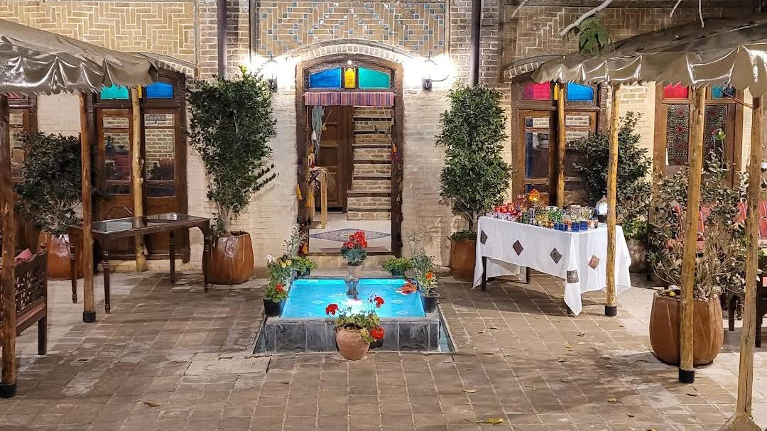 سنت سرای احمدیان