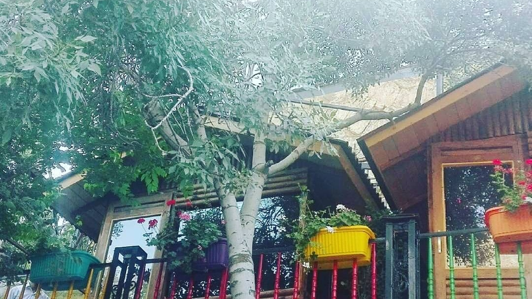 رستوران بابا فرهاد