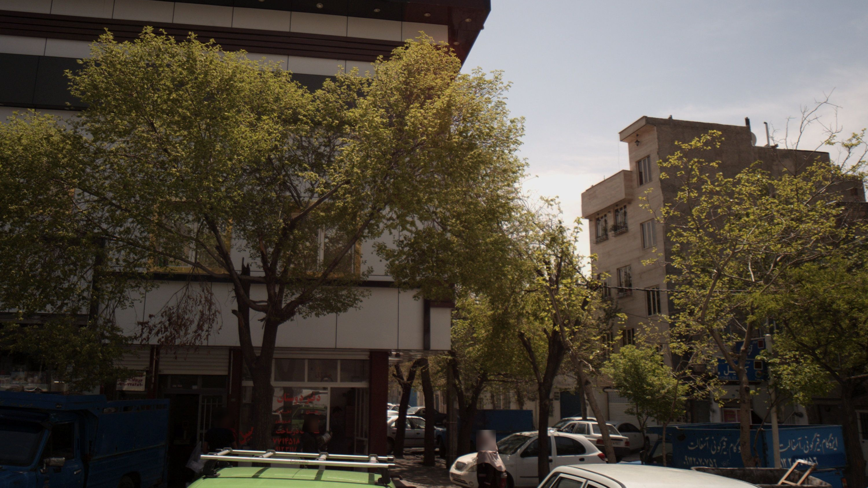 مشاور املاک دوستان