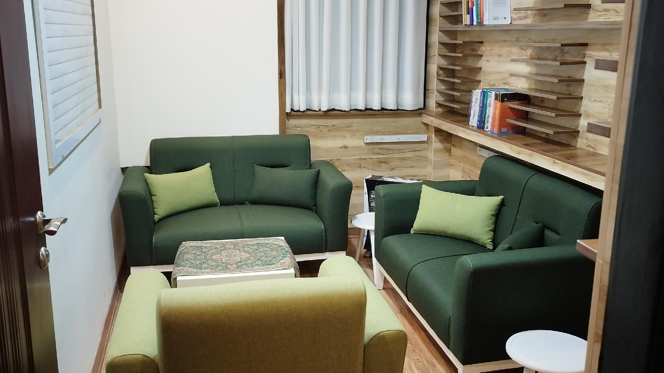 روانشناسی پدرام مومنی