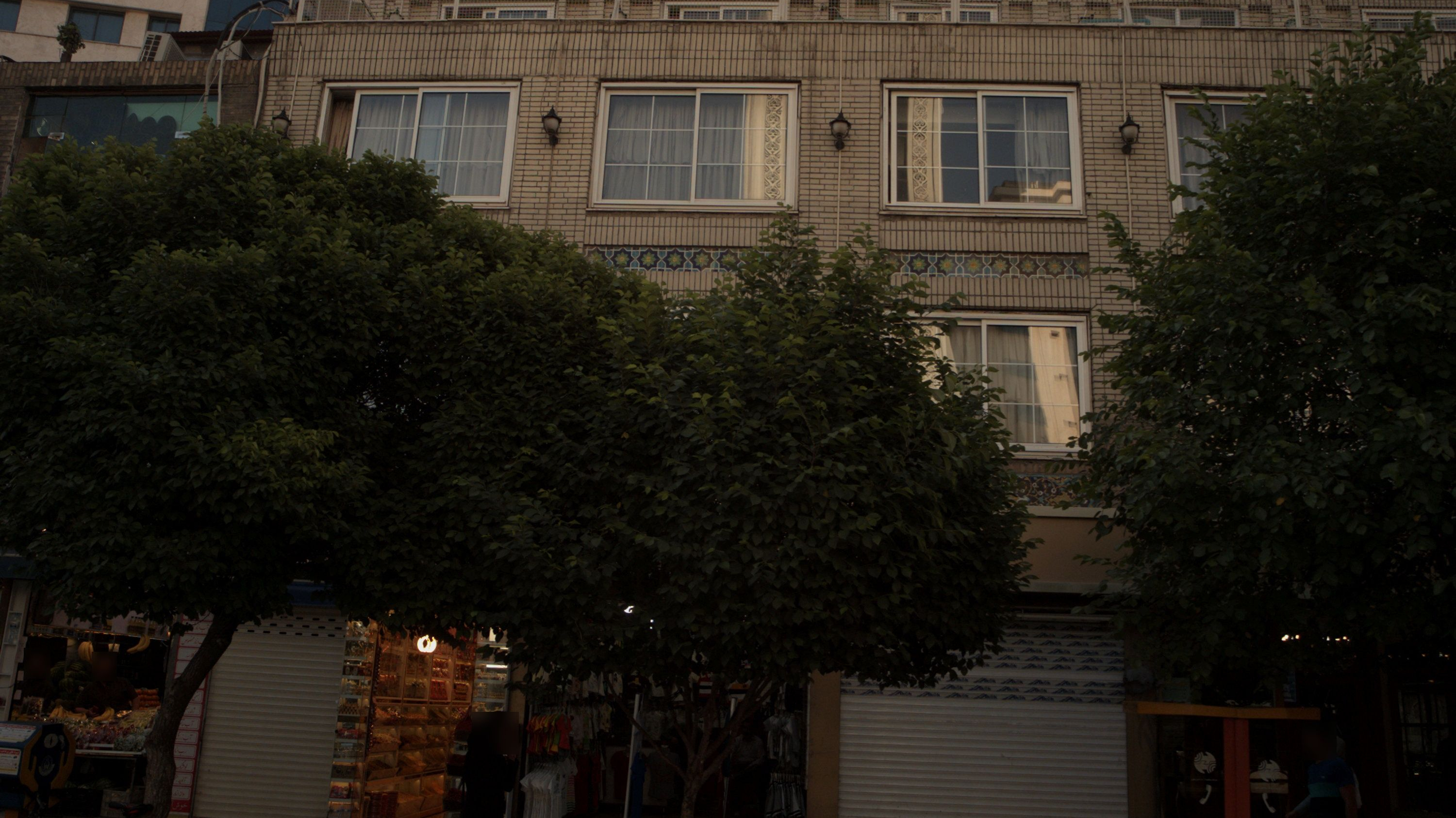 فروشگاه پوشاک