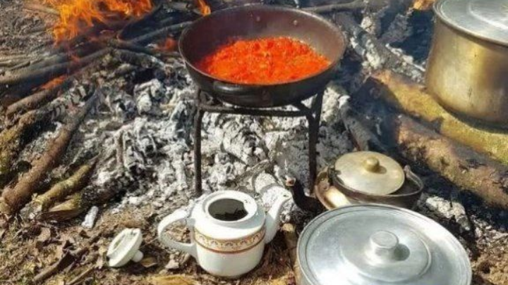 املت تبریز پاشا (صبحانه با نان داغ)