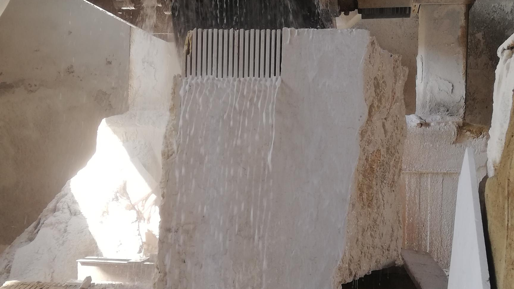 سنگبری نصرت