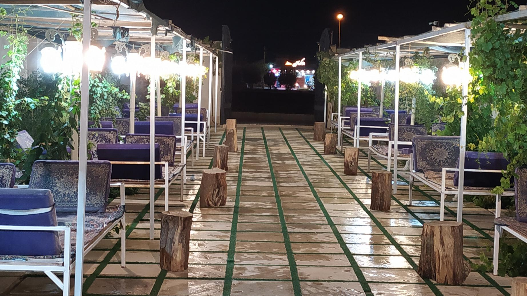 سفره خانه سنتی محفل
