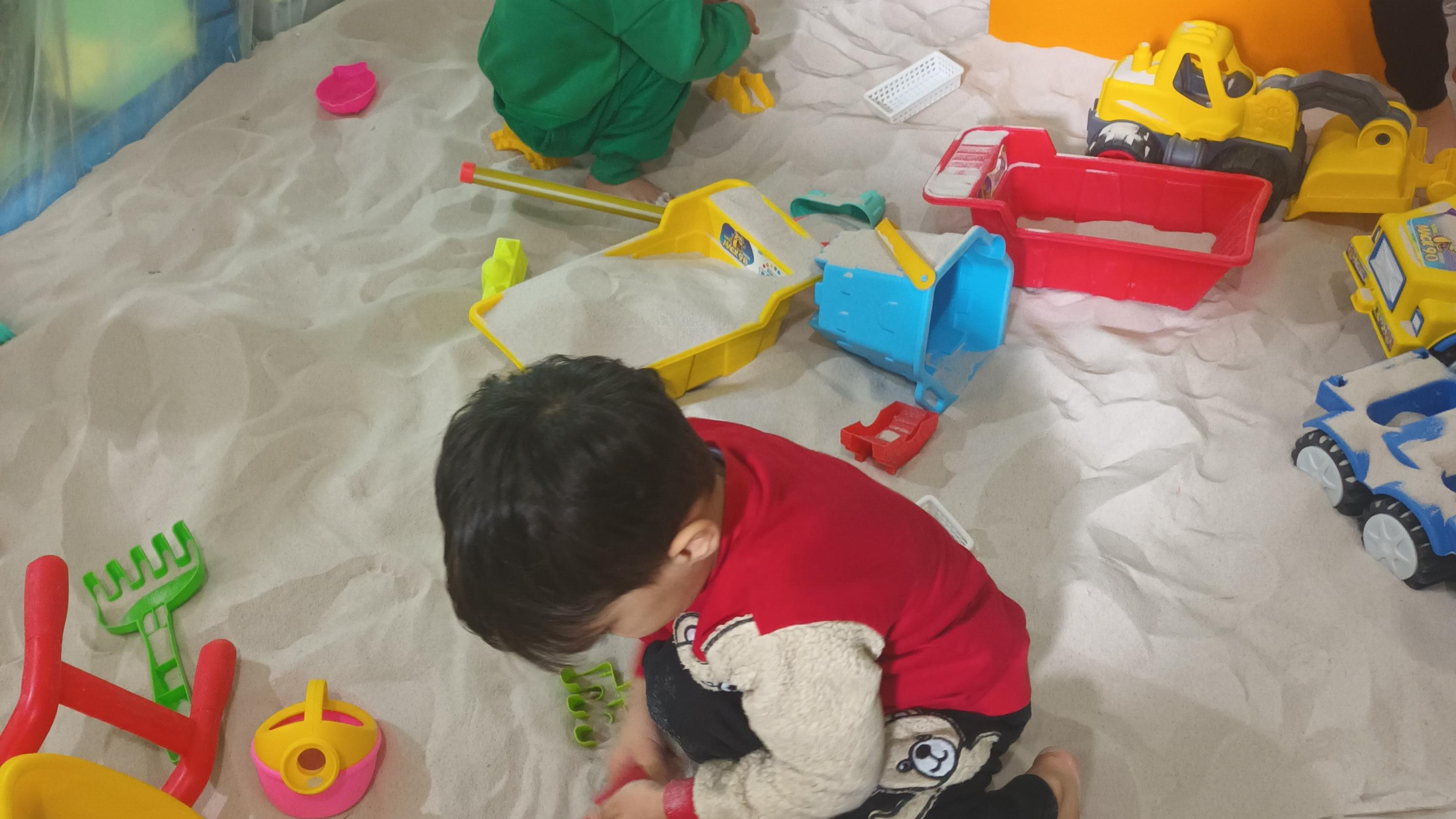 خانه بازی نهال