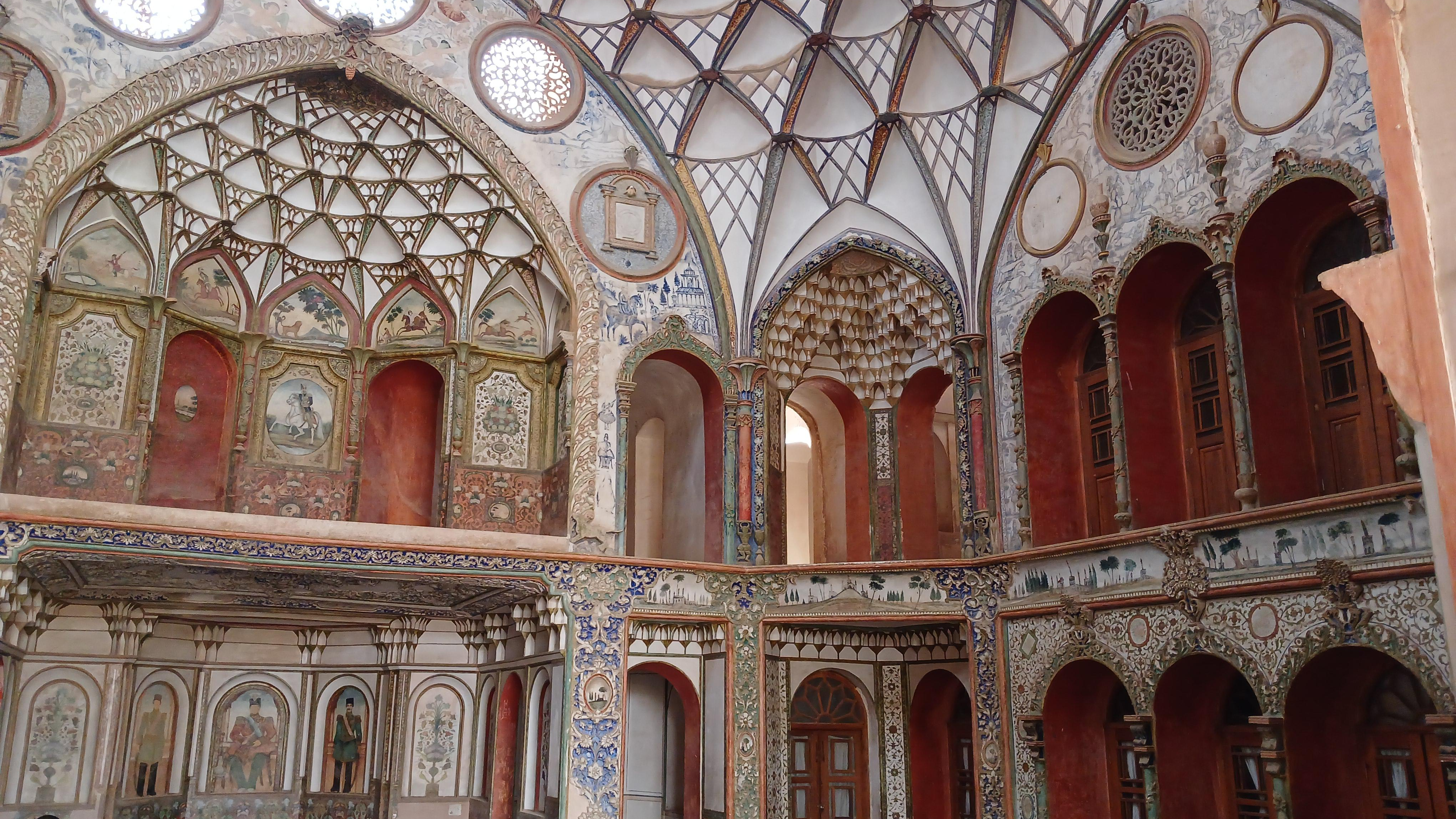 خانه تاریخی بروجردی‌ها