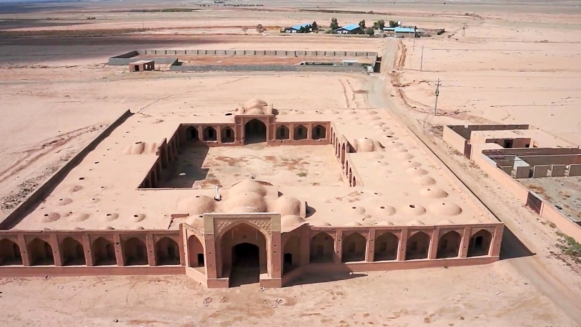 کاروانسرای شاه عباسی ایوانکی