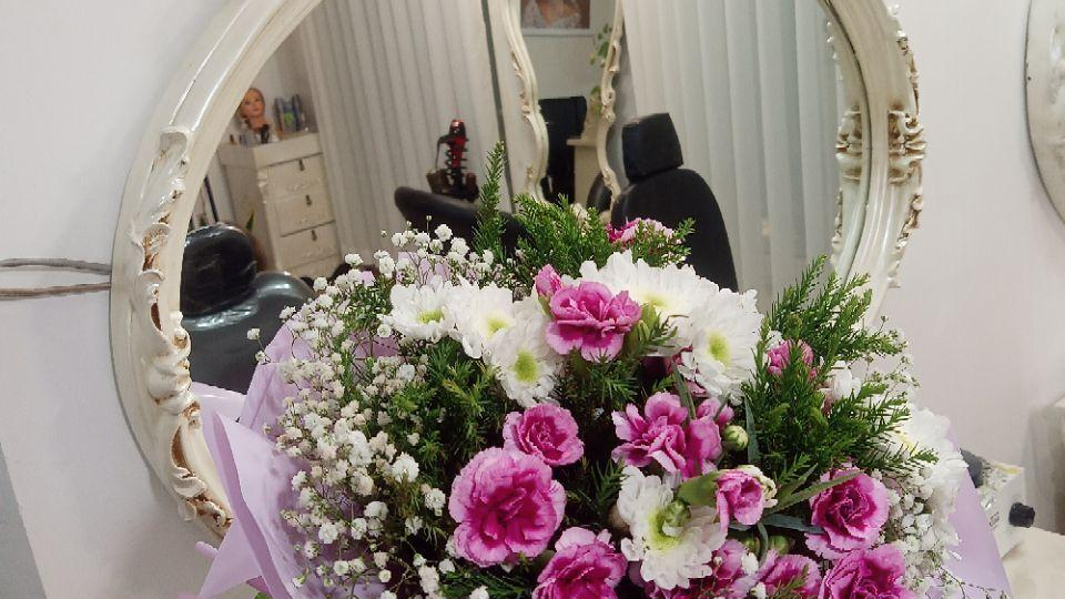 سالن زیبایی ویداناز