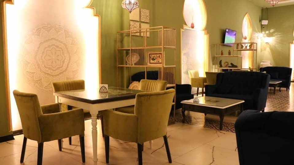 کافه رستوران آسیو لانژ و کوبار