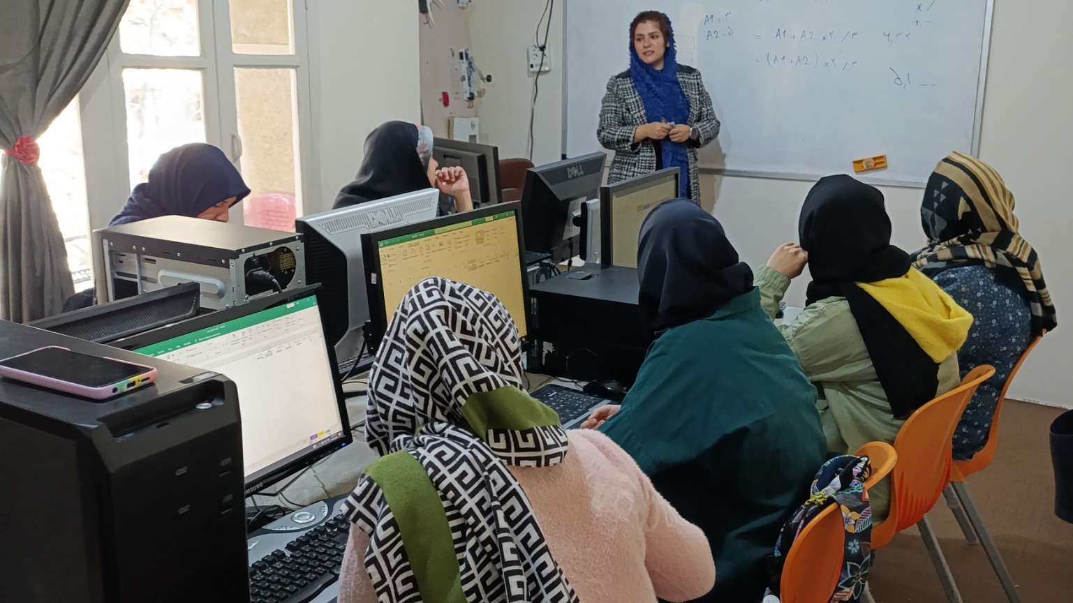 آموزشگاه کامپیوتر ماهران برتر مراغه
