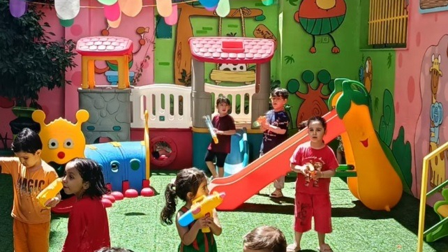 پیش دبستانی و مهد کودک هدهد درخشان