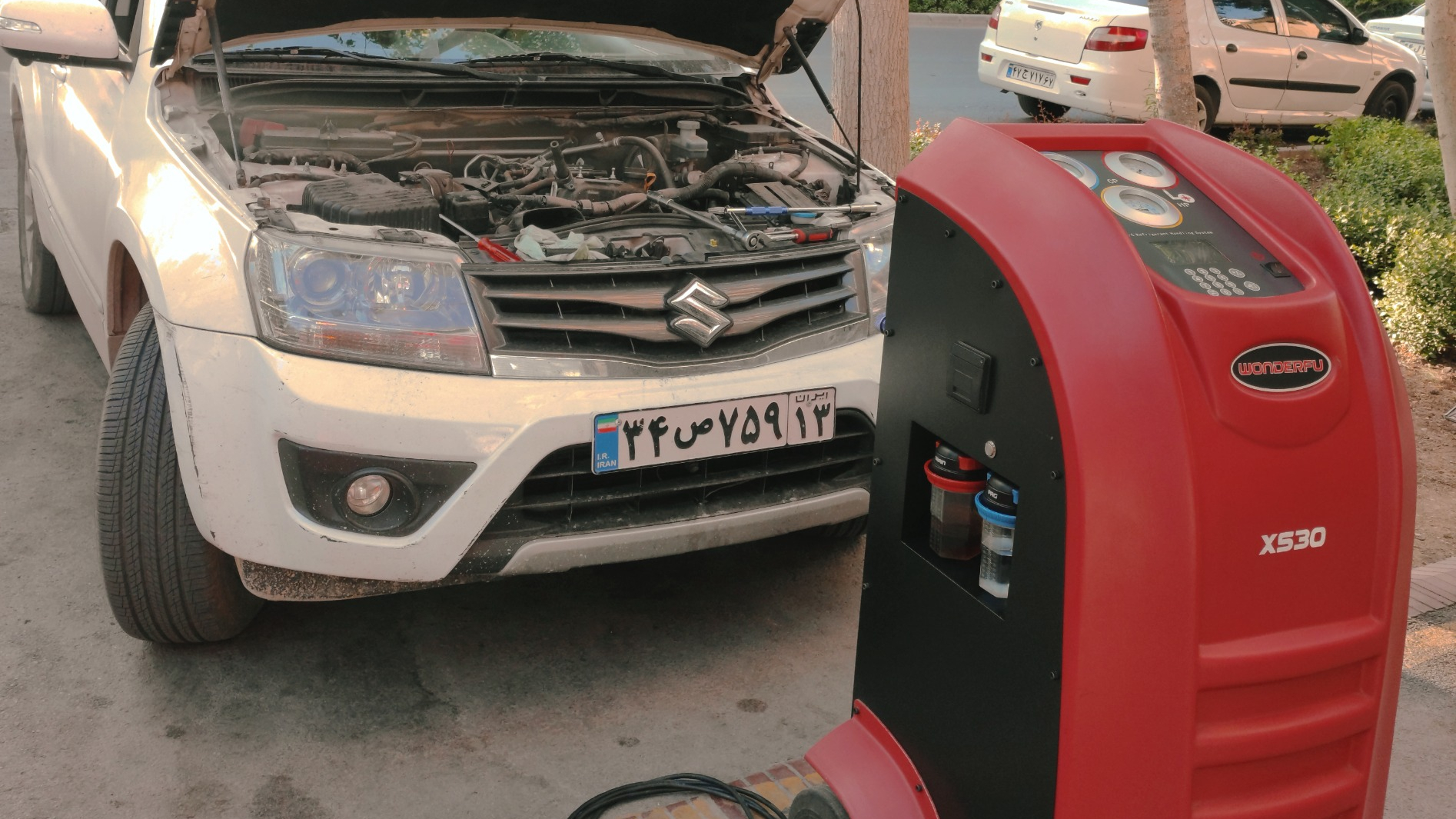 کلینیک برق خودرو و تنظیم موتور خادمی