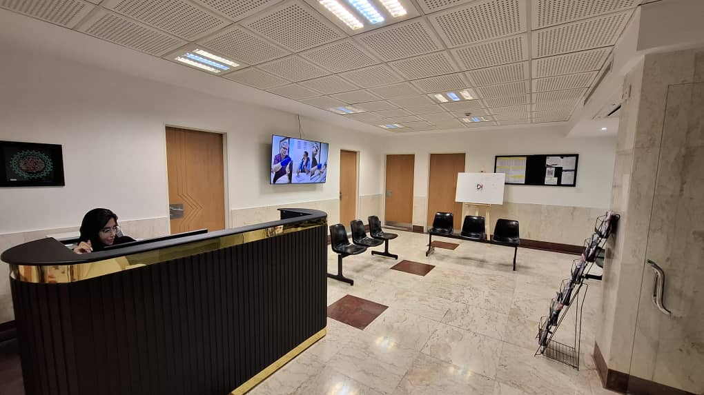 کلینیک دندانپزشکی دالیز