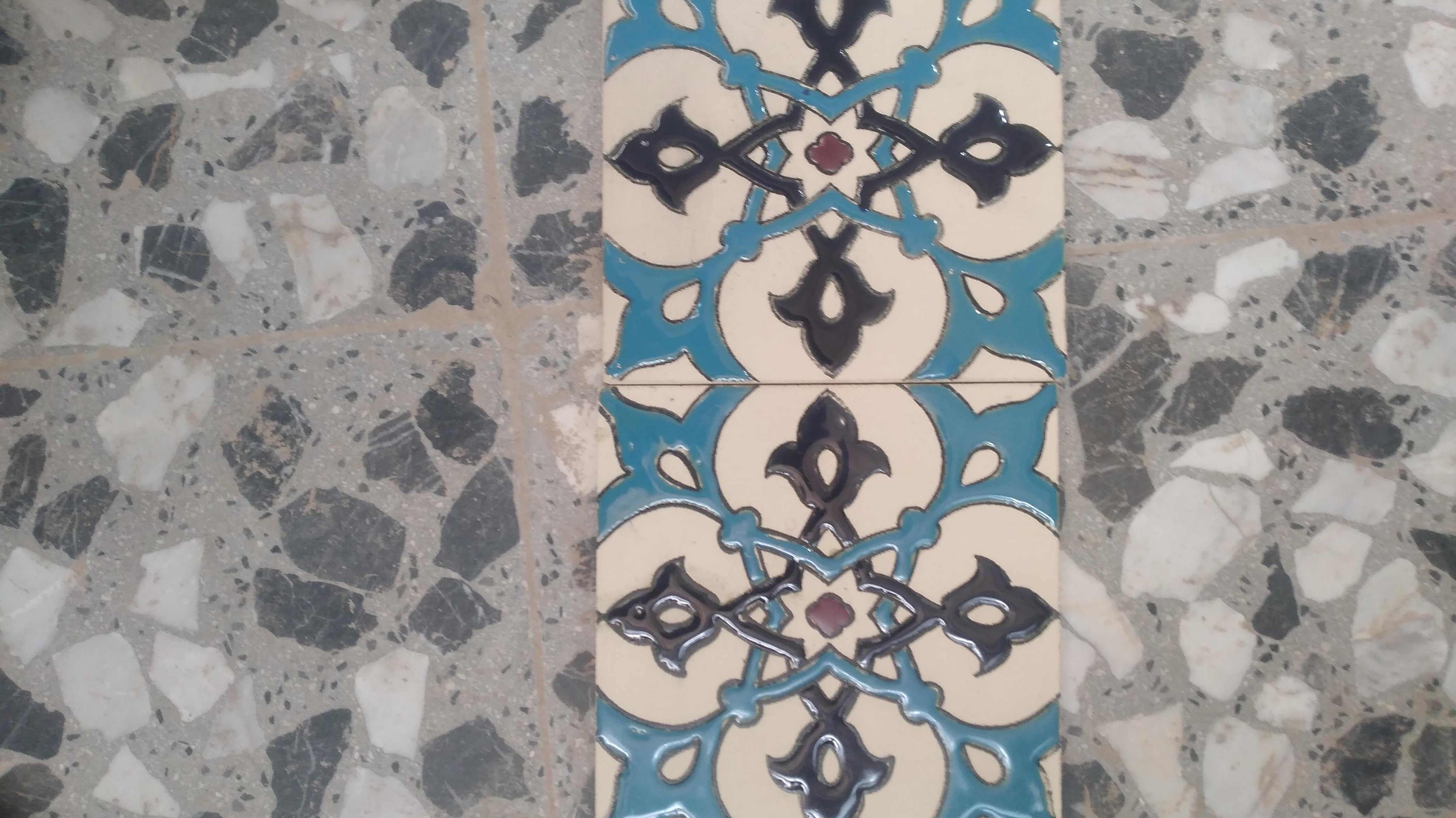 کاشی صنایع دستی موسوی زاده
