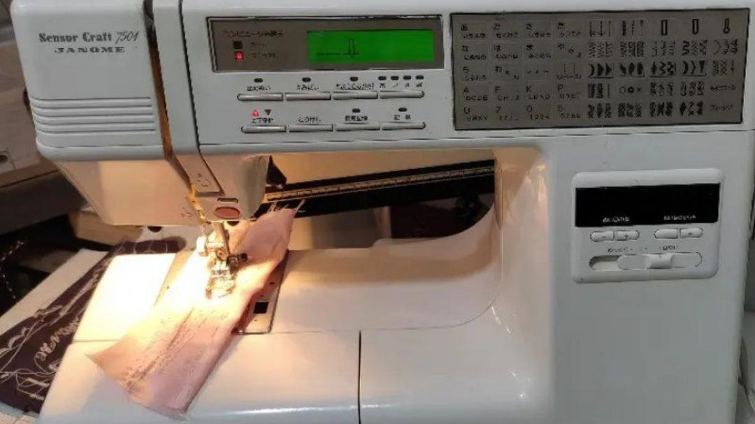 دنیای چرخ خیاطی قدیری