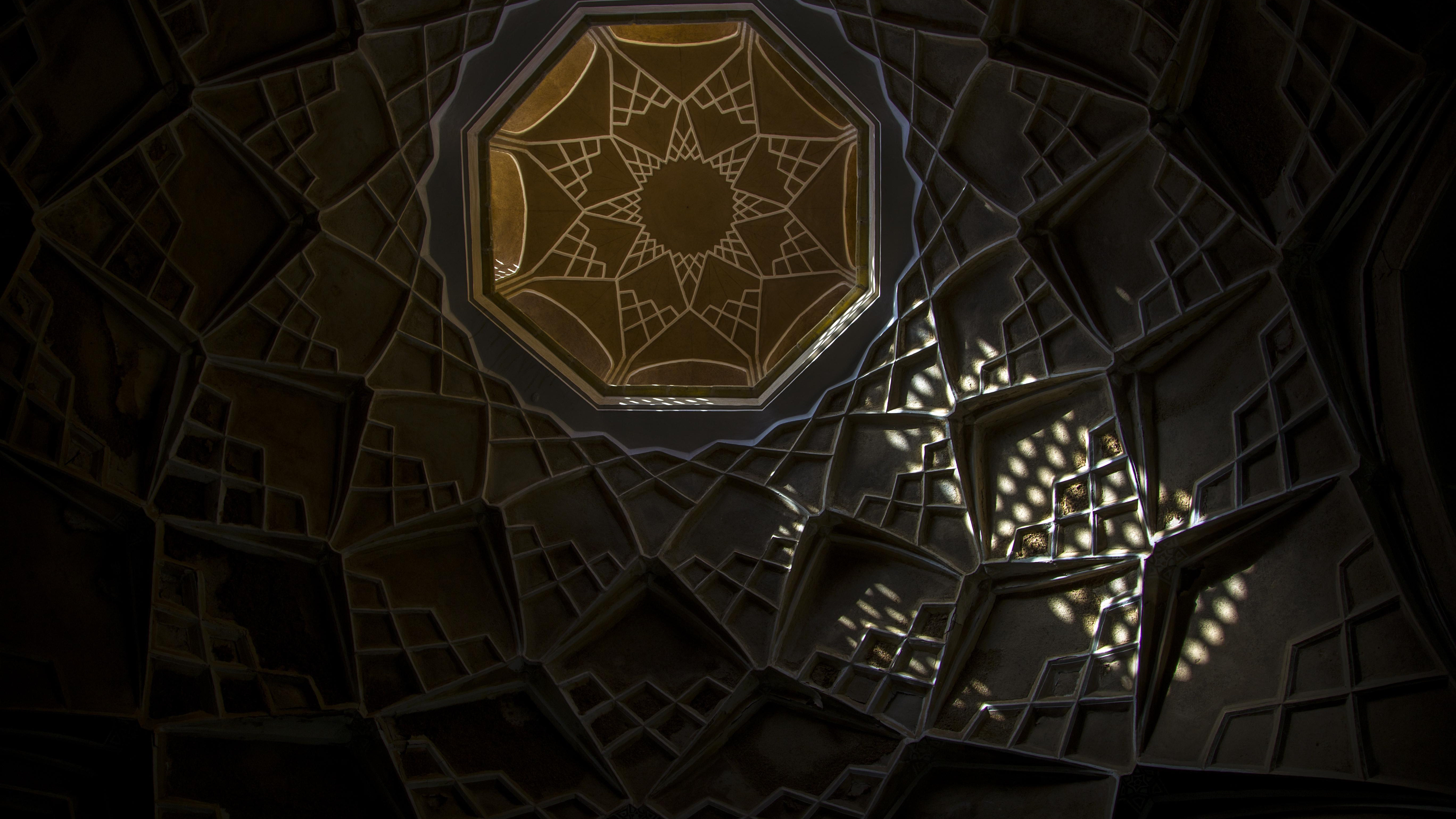 خانه تاریخی طباطبایی