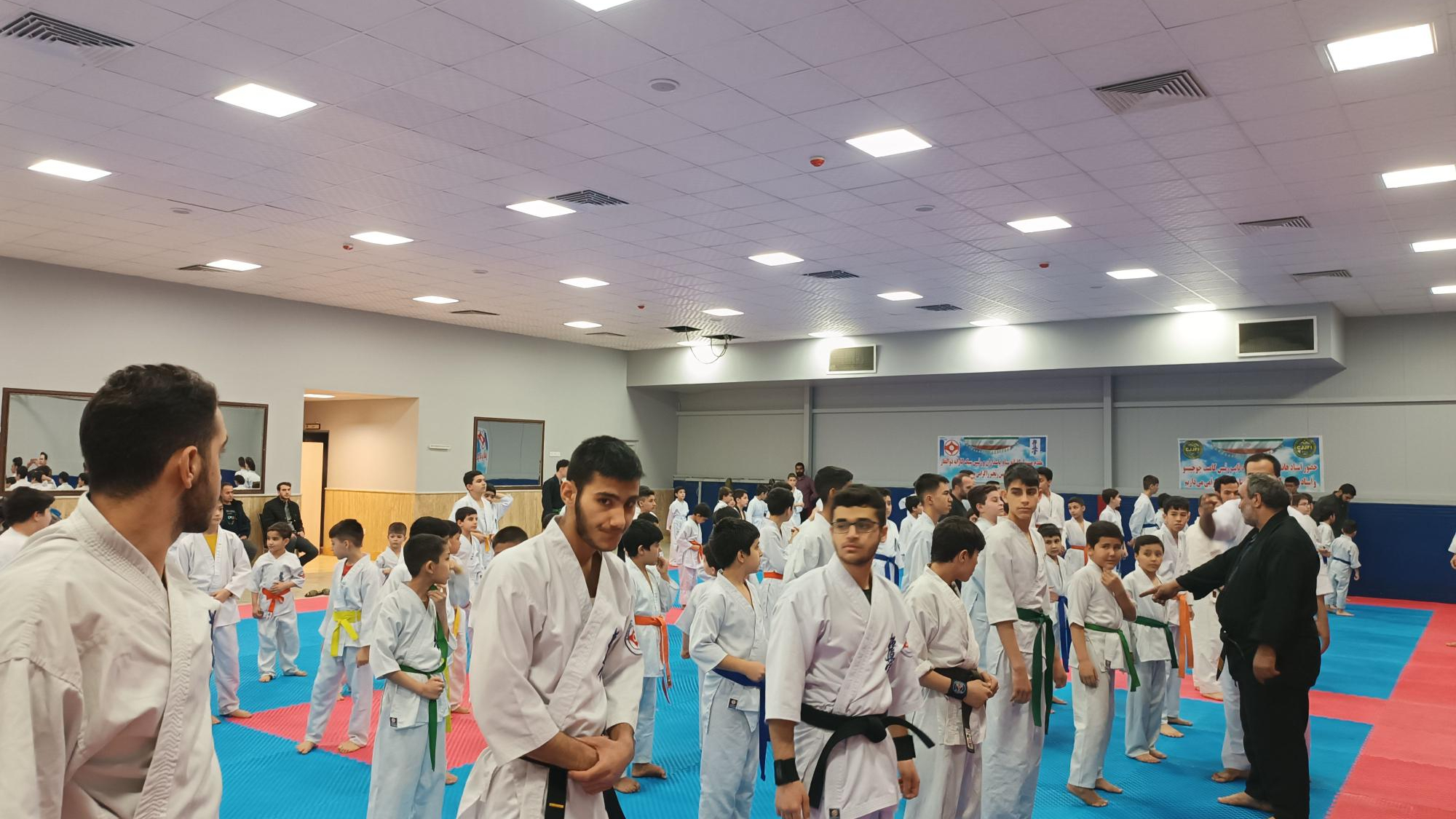 باشگاه مهر خاوران