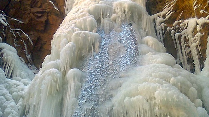 آبشار پیر بالا