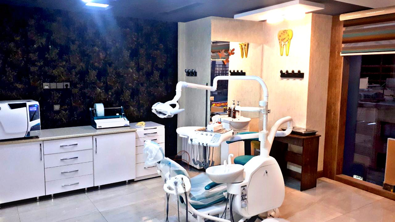 دکتر سمیه مهرابی متخصص ارتودنسی