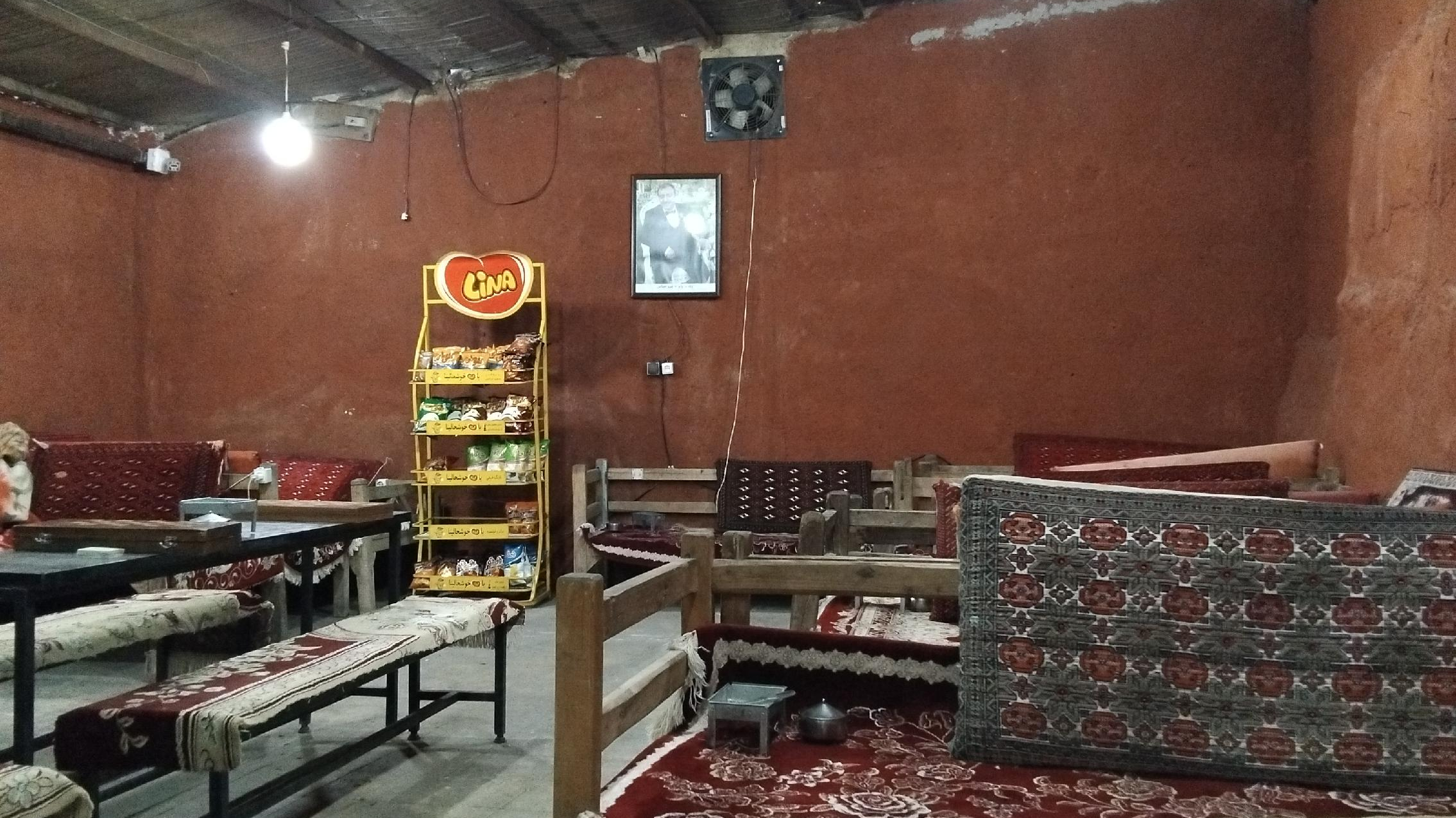 قهوه‌خانه دایی عباس