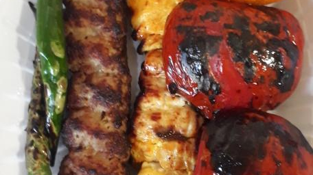تهیه غذای برادران