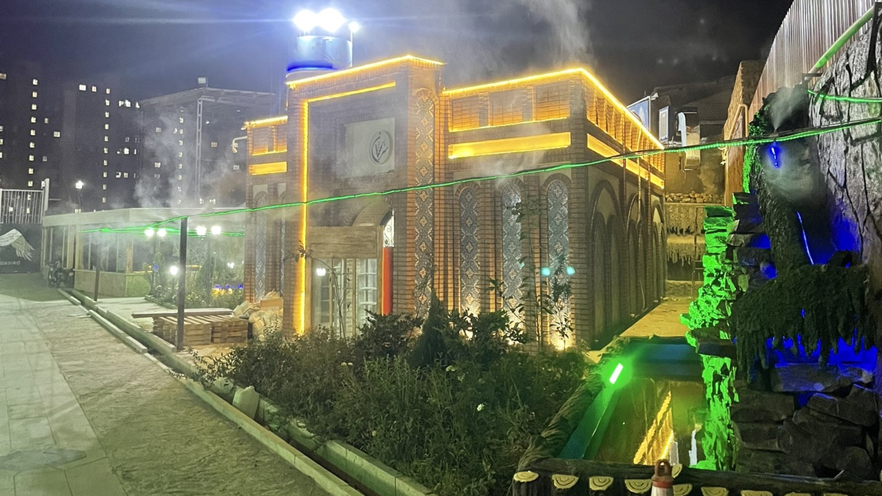 باغ رستوران عمارت نیاوران
