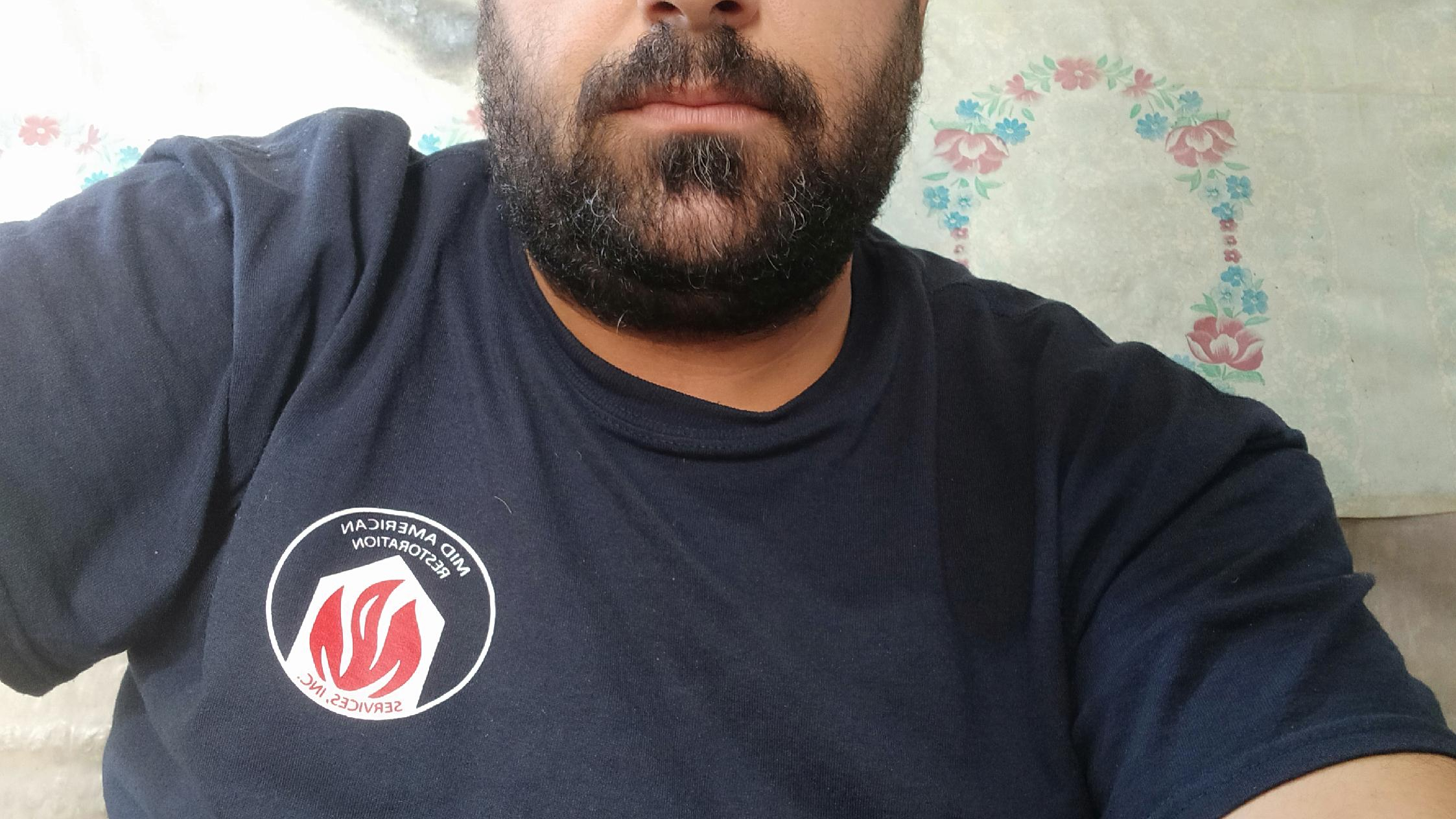 مرغ فروشی یوسف
