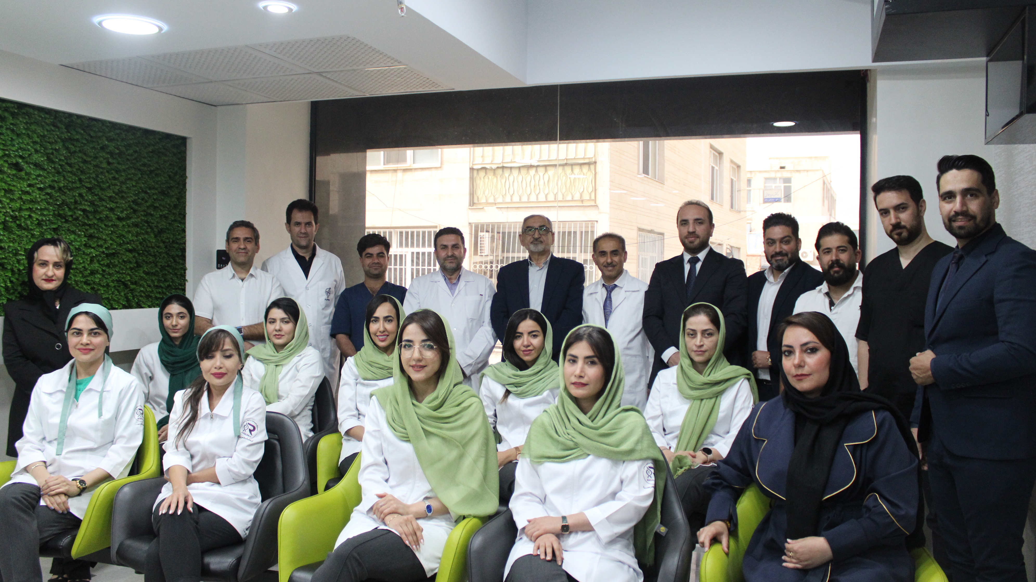 آزمایشگاه پاتوبیولوژی و ژنتیک رسا