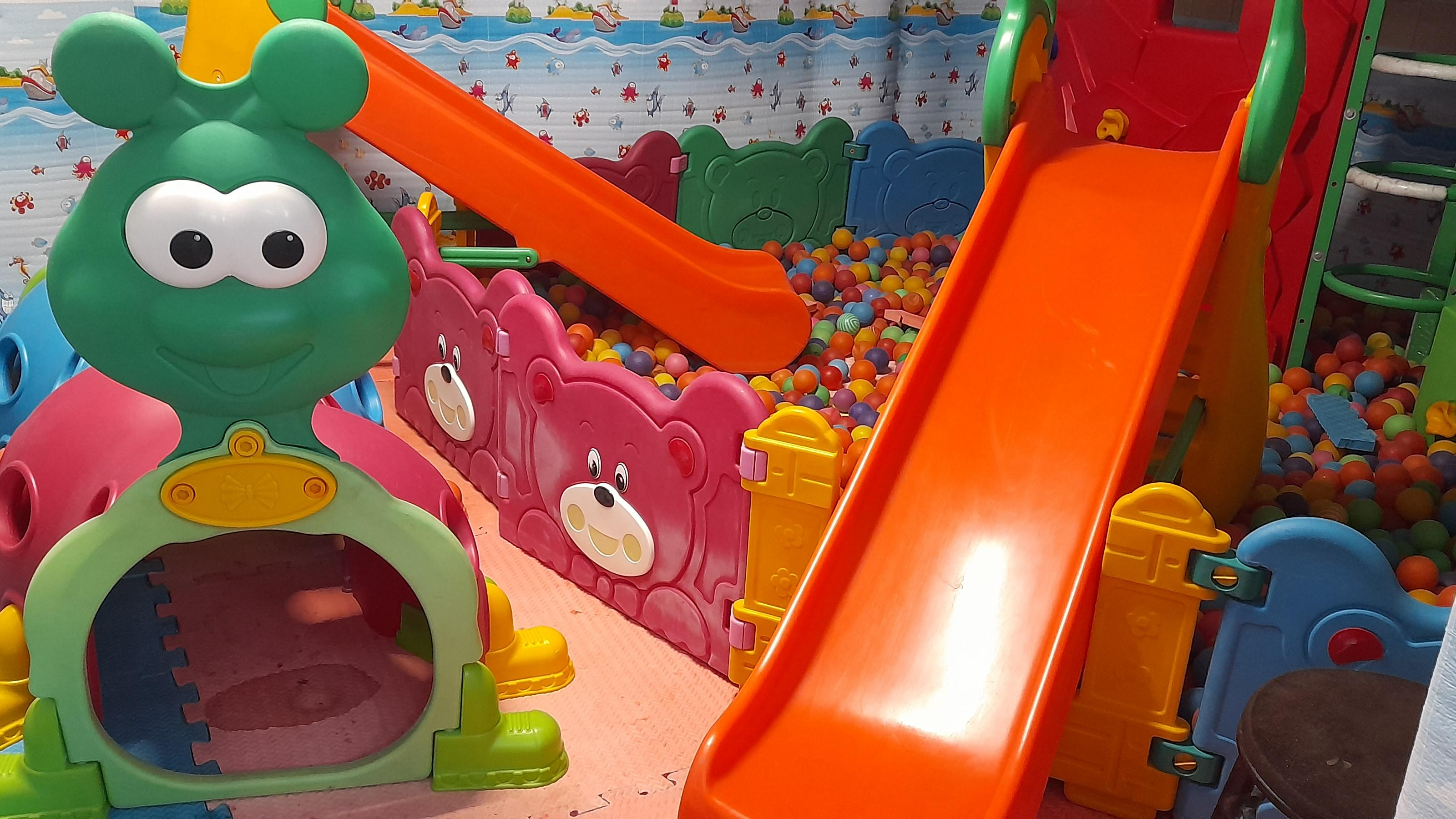 خانه بازی نی نی کندو