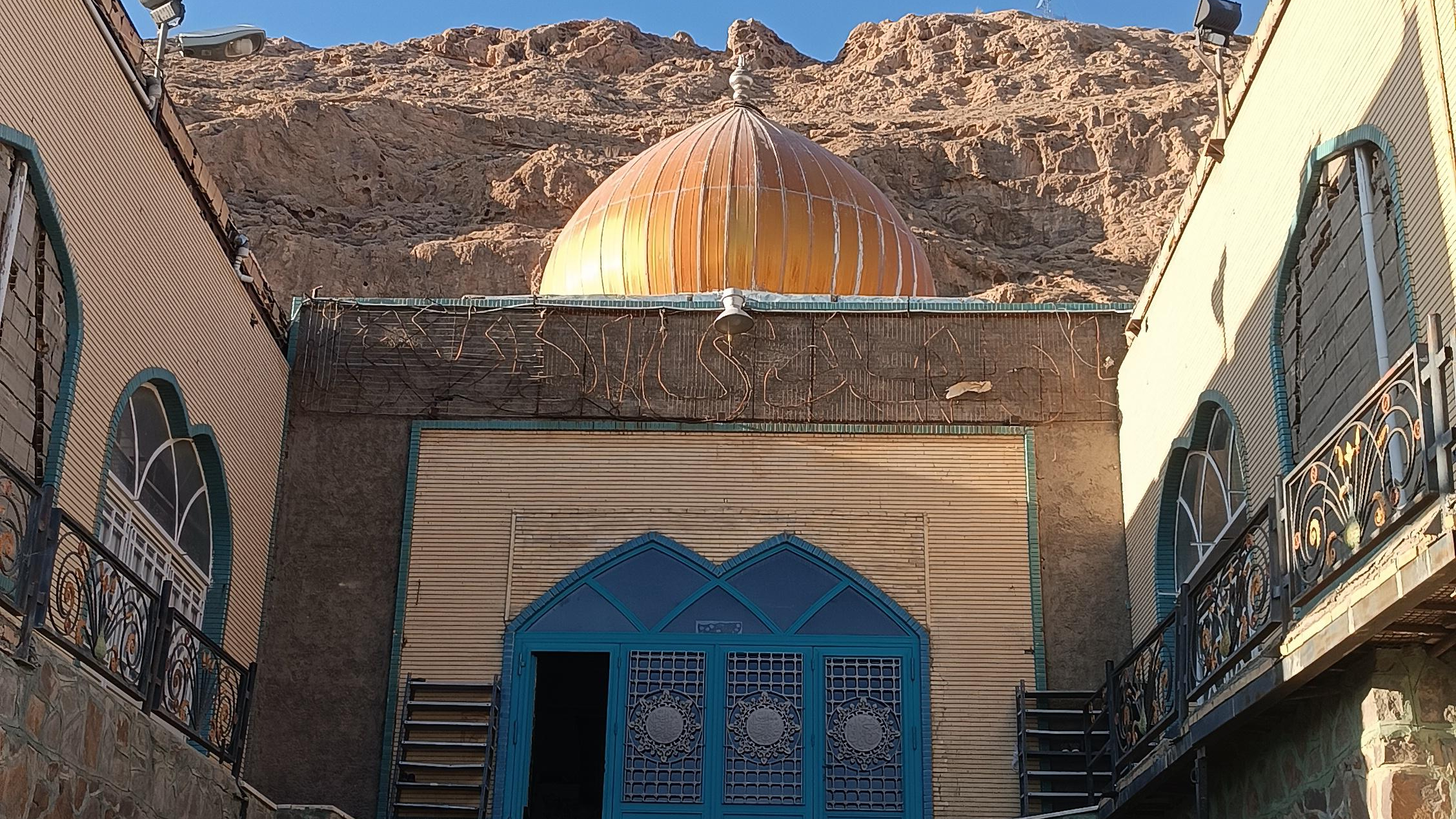 حرم شهدای گمنام