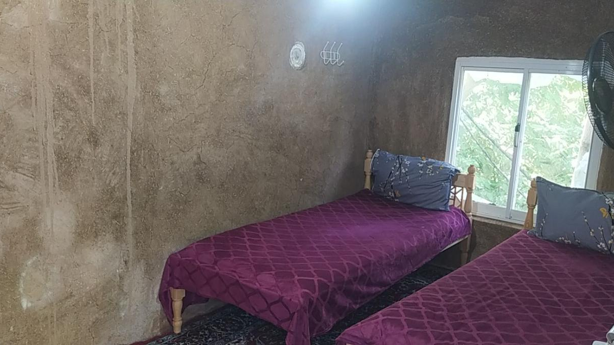 اقامتگاه رودخانه کوهستان