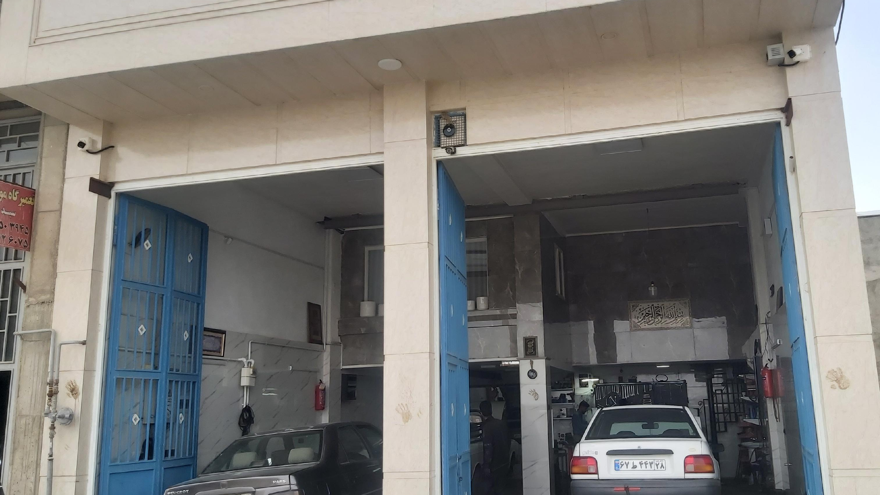 تعمیرگاه مکانیکی و جلو بندی برادران بهمنی