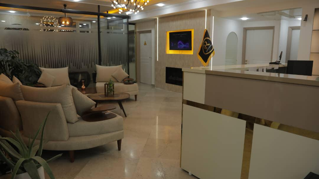 مرکز زیبایی رویا