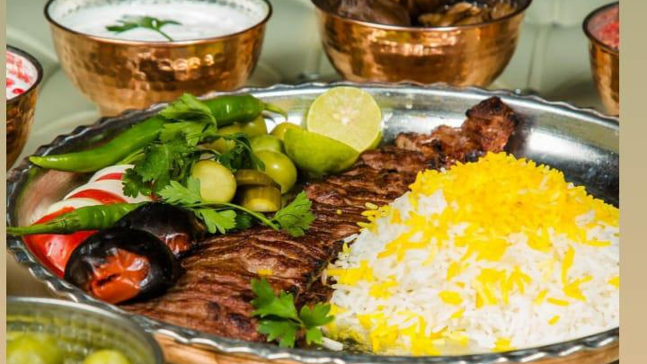 رستوران سنتی مفید