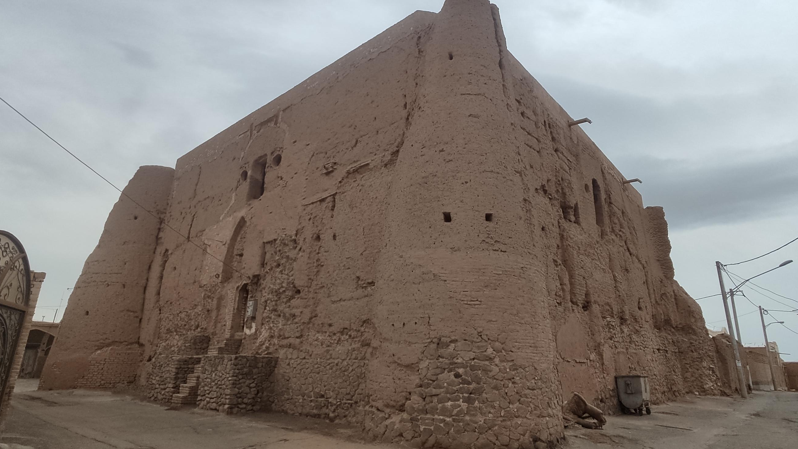 قلعه سنگ بست