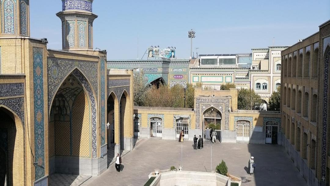 مدرسه علمیه و مسجد آیت الله گلپایگانی
