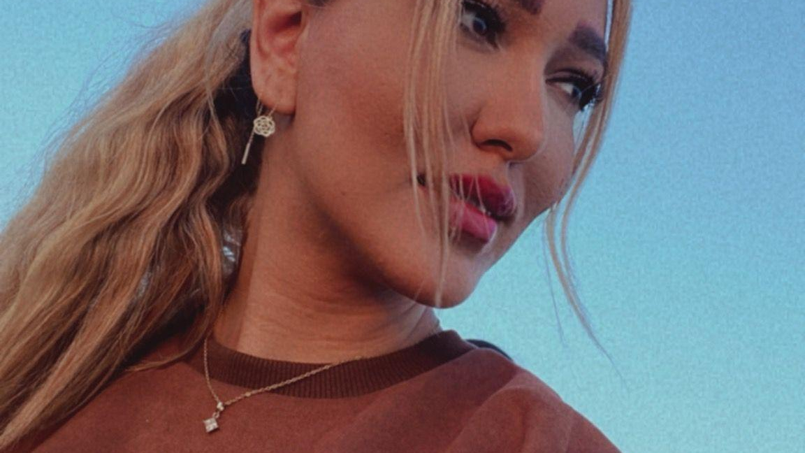 اکستنشن مژه زهرا