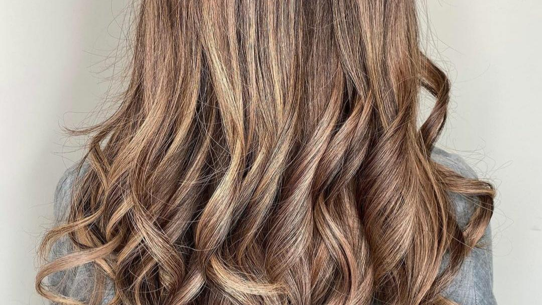 آموزشگاه و سالن زیبایی محبوبه یوسفی