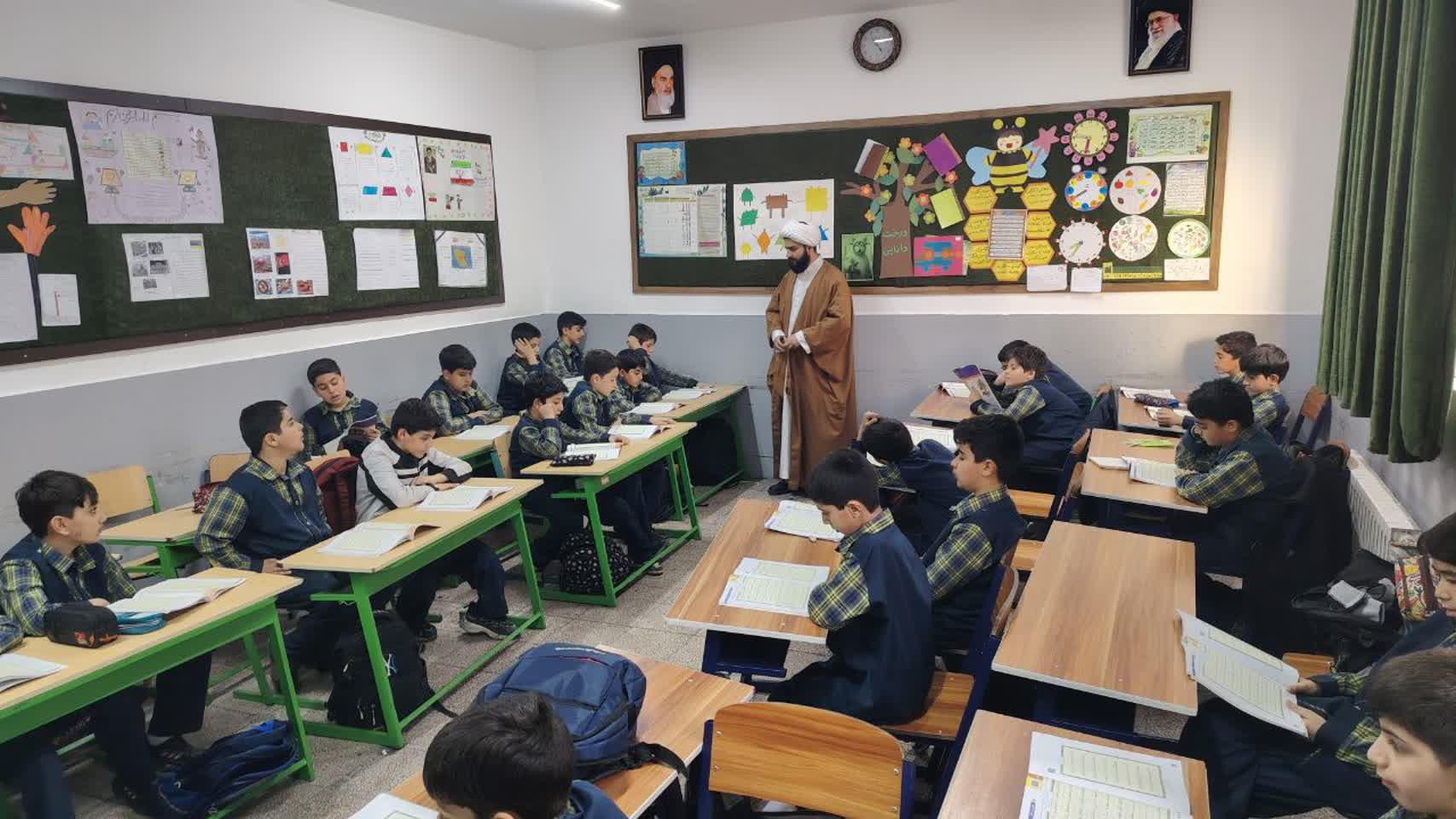 مدرسه دبستان پسرانه شهید فیاض بخش۲