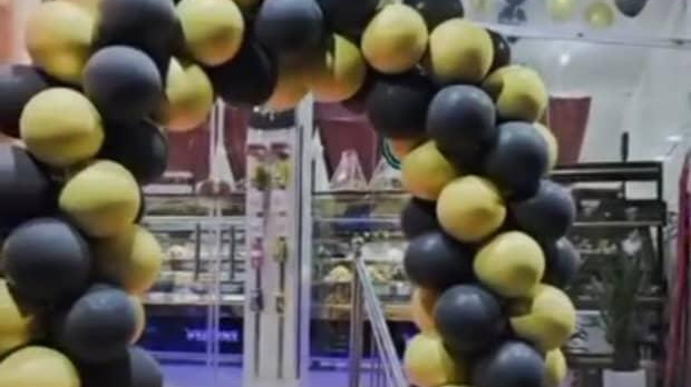 کافه قنادی ایتالیس