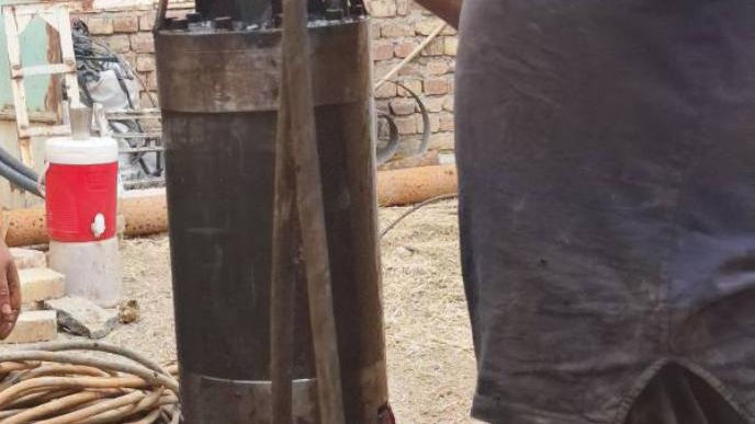 کارگاه و جرثقیل اسداله سوسن آبادی