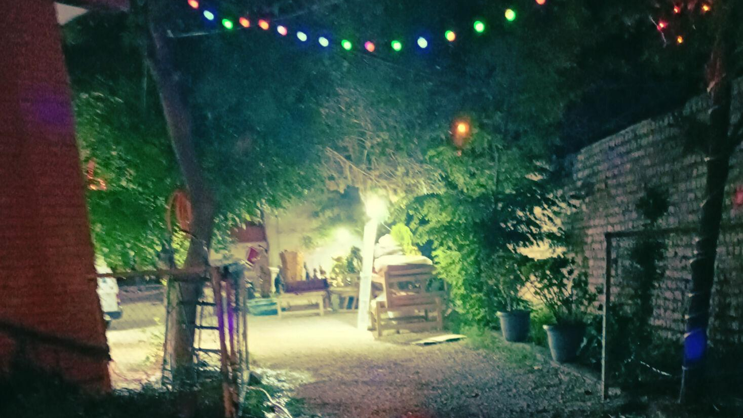 رستوران نگین