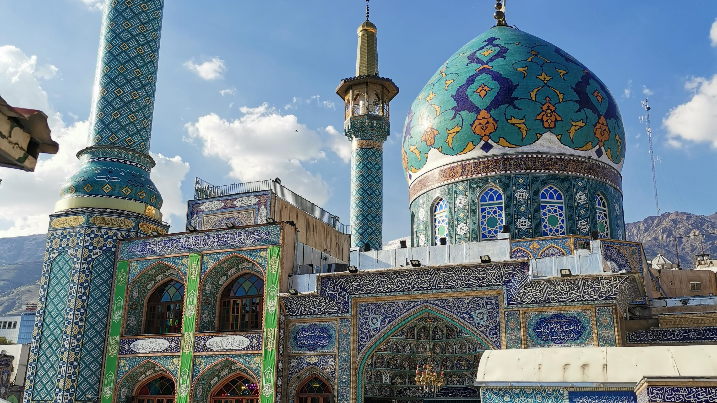 حرم حضرت صالح بن موسی