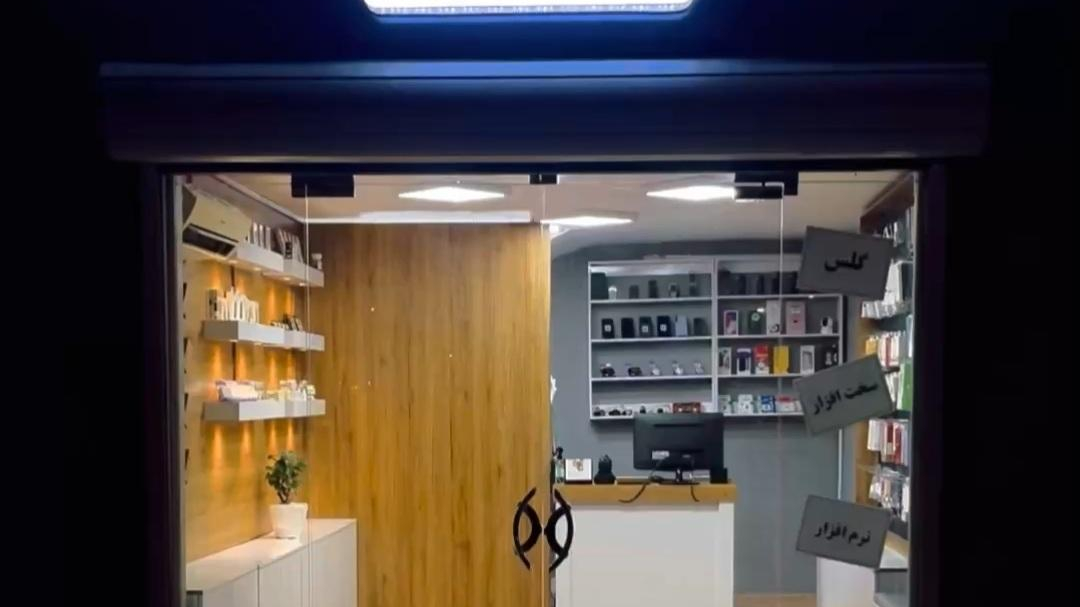 فروشگاه و تعمیرات موبایل بهنام