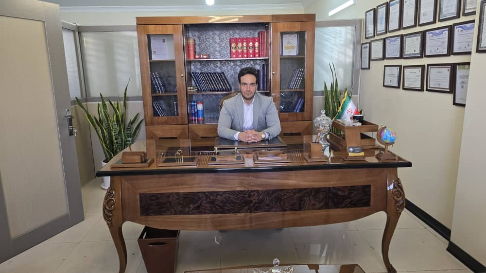 وکیل دکتر محمد علی احمدی پور