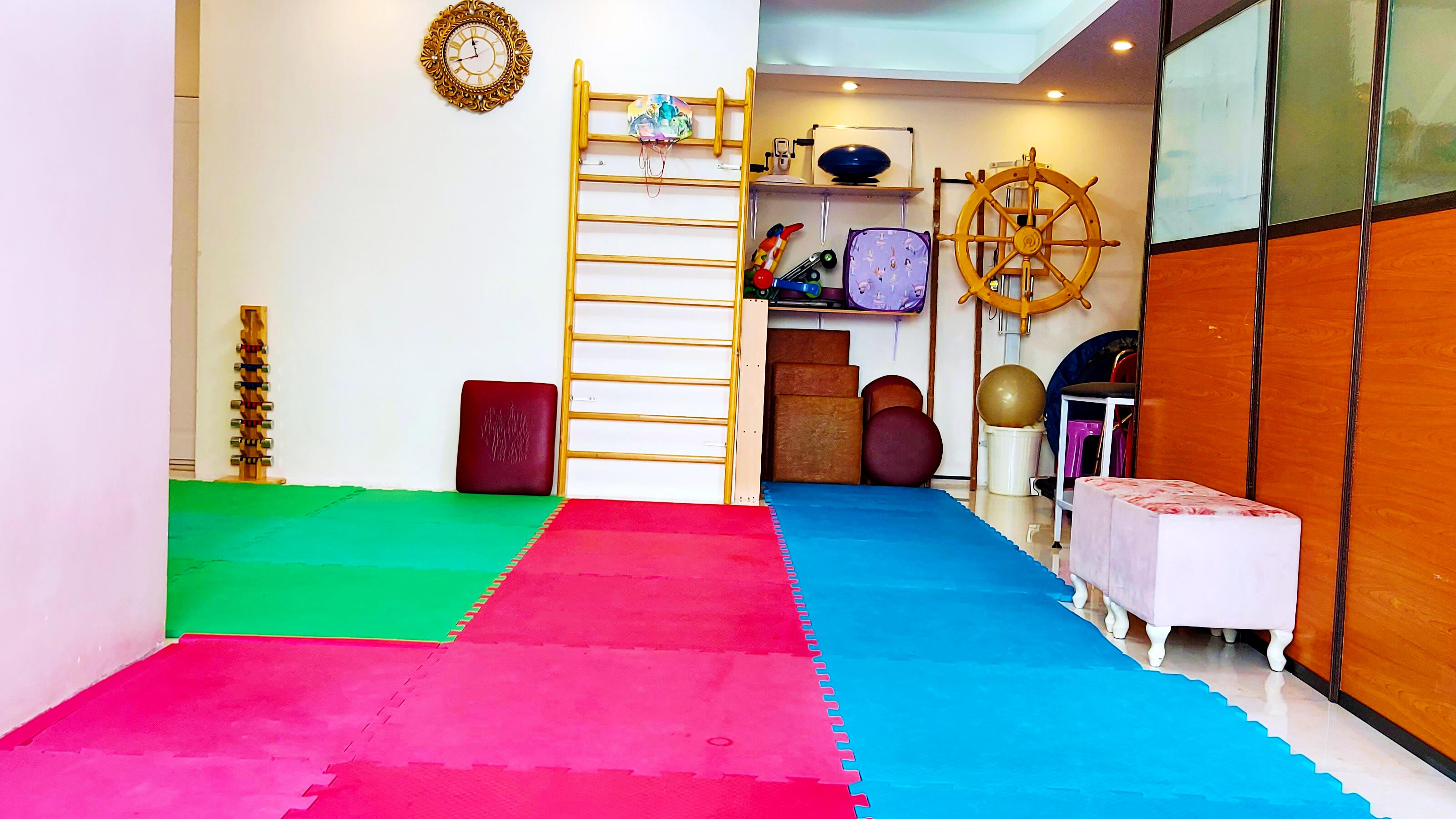 مرکز توانبخشی ماهان - کاردرمانی و گفتاردرمانی