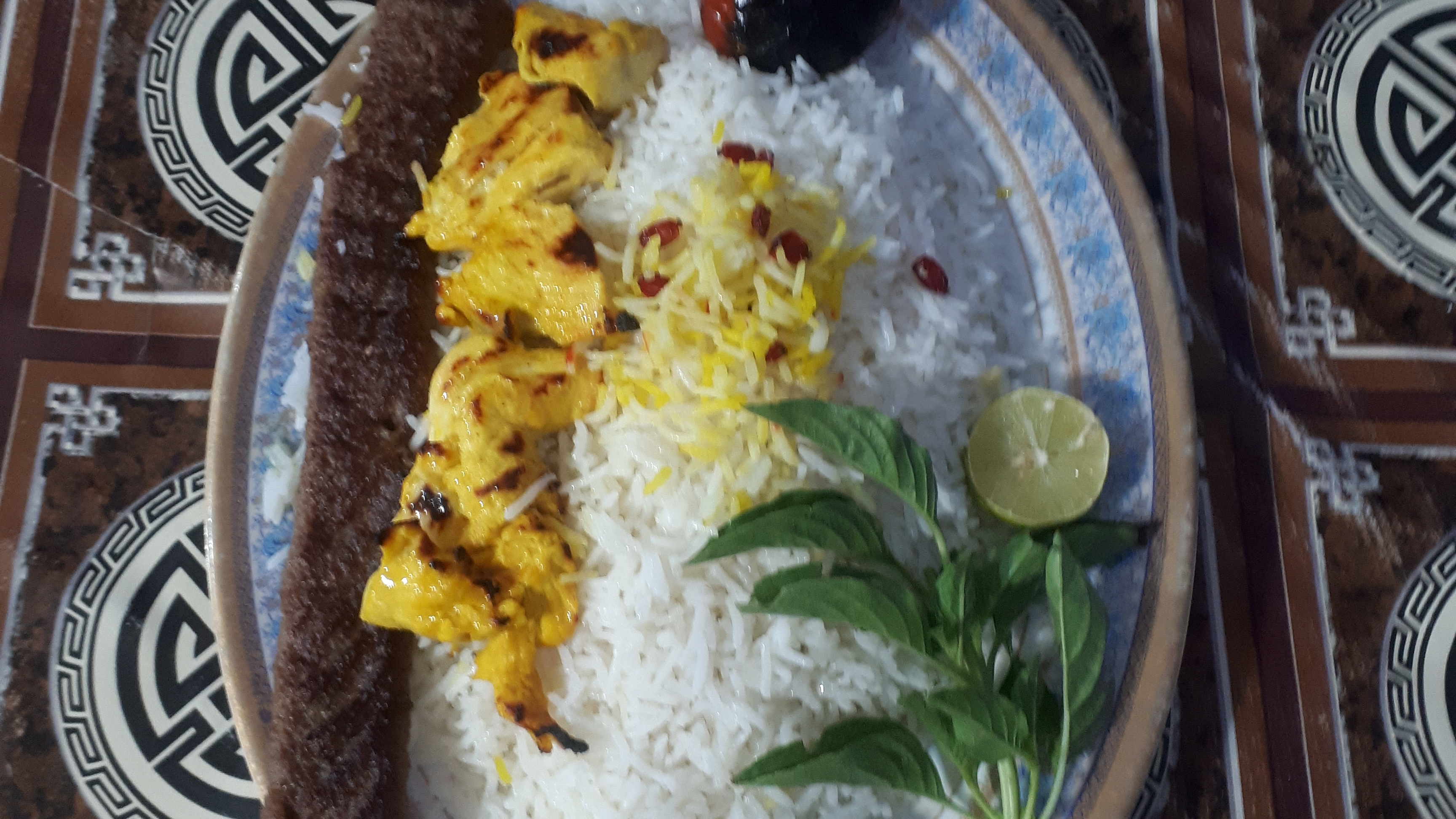 آشپزخانه و غذای آماده ریحون