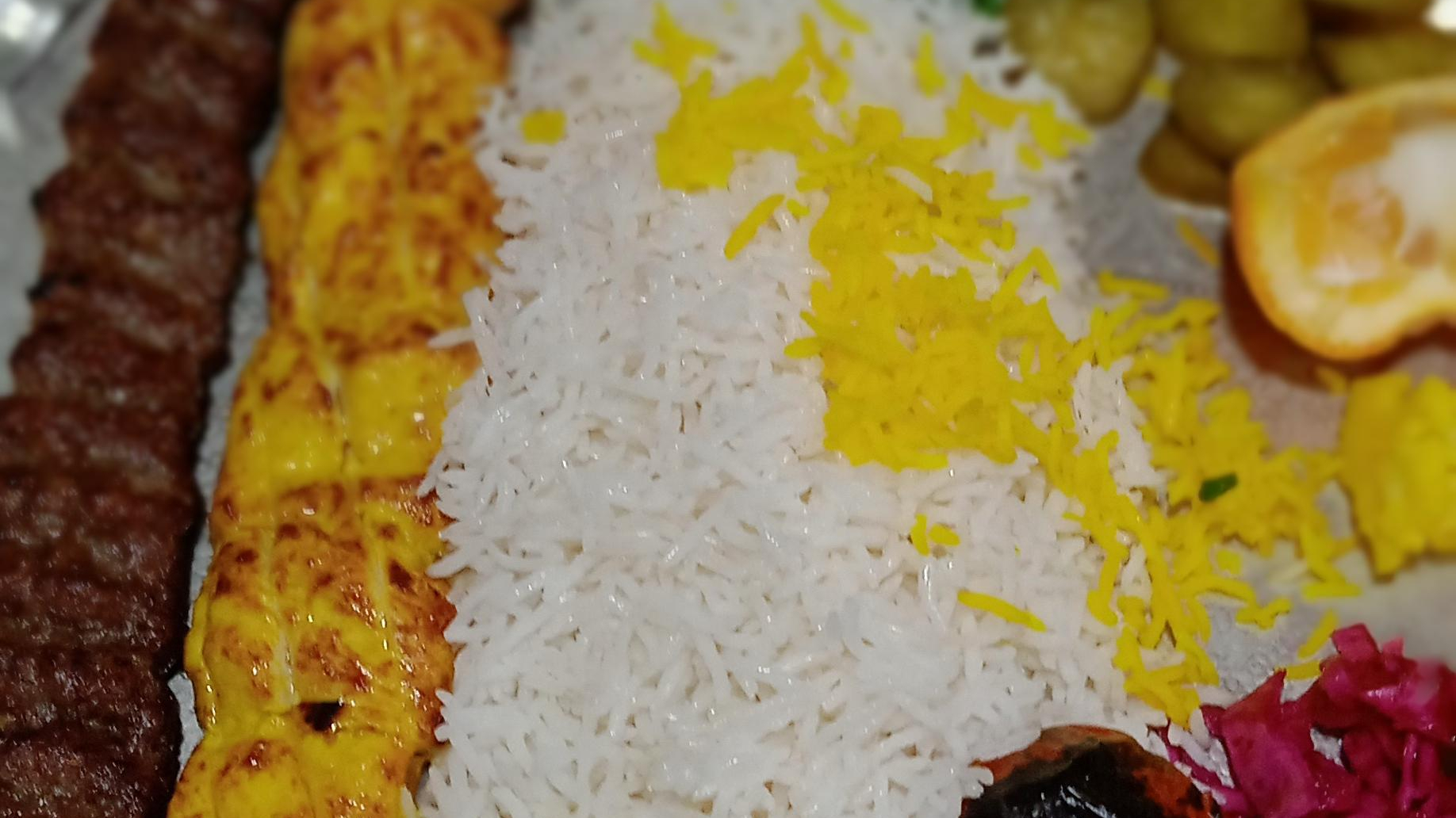 رستوران سیروان سنقر