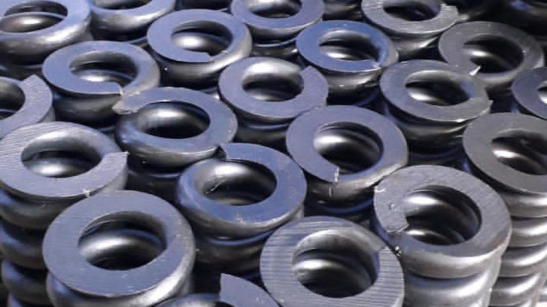 فنرسازی علم وصنعت