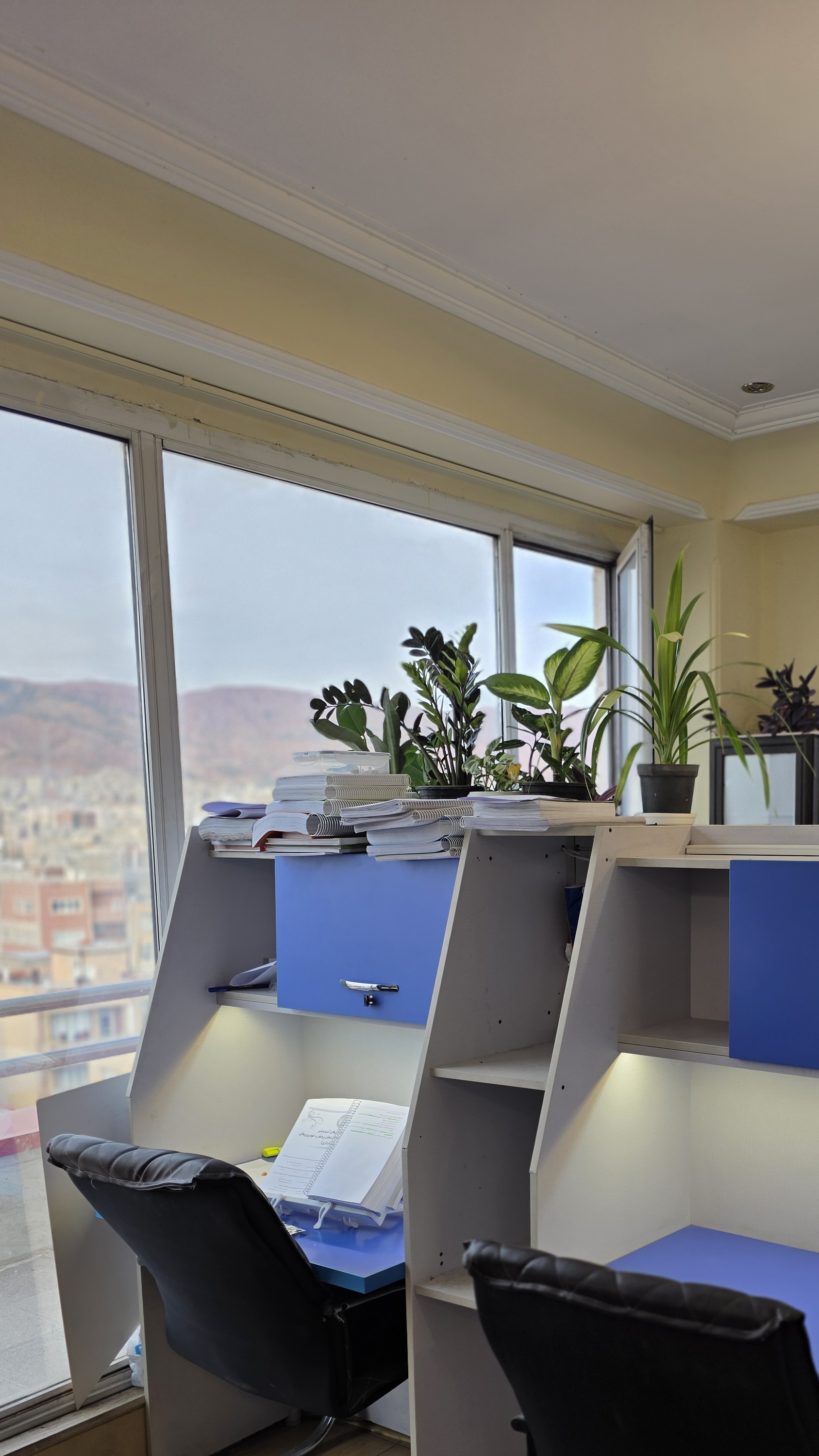 کتابخانه و مرکز مطالعه ویتا (پسرانه)